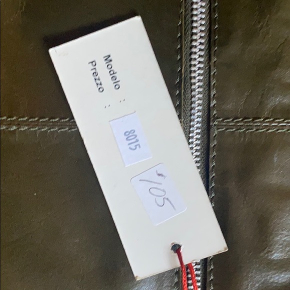 NINO BOSSI - Genuine Leather Olive Green Purse - Picture 7 of 7